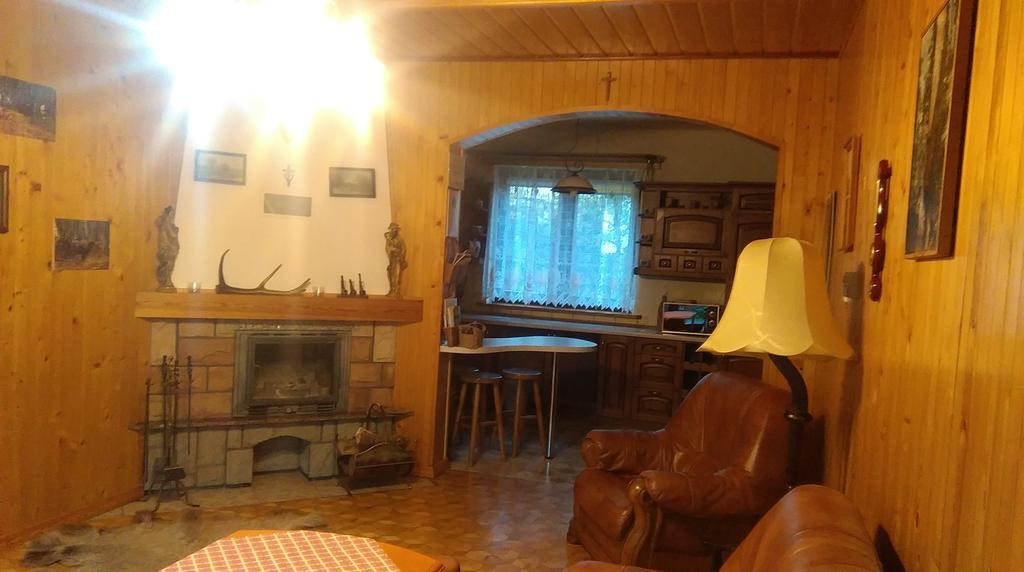 Przytulny Kat Daire Białowieża Dış mekan fotoğraf